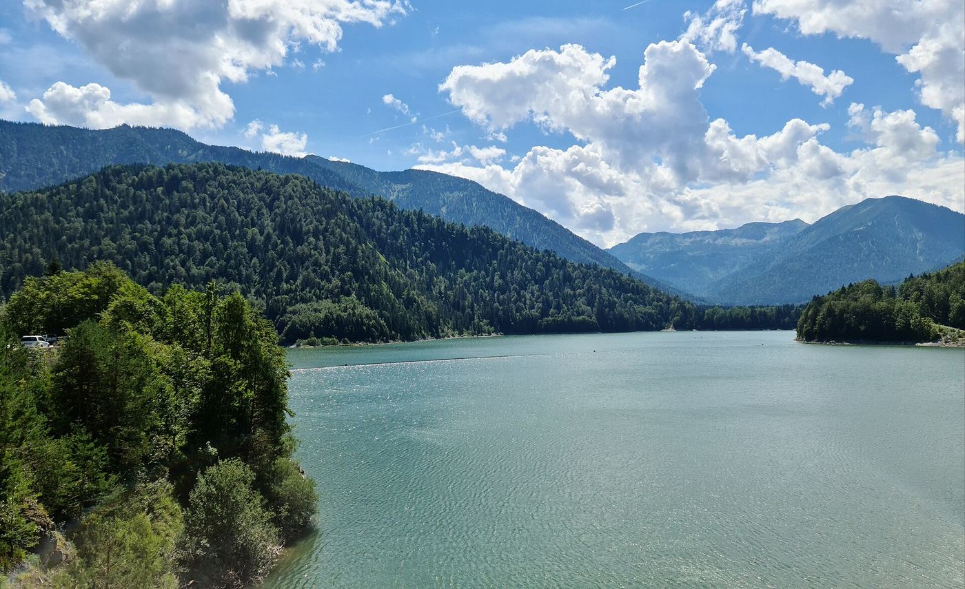 Sylvensteinsee mit Blick zum Demeljoch